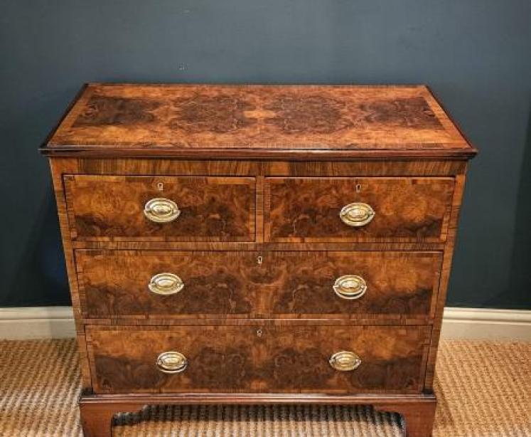Victorian Walnut Chest of Drawers  - Image 4