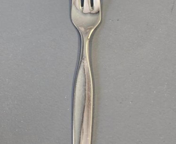 Set of 12 Norwegian Silver Pastry Forks - Image 2