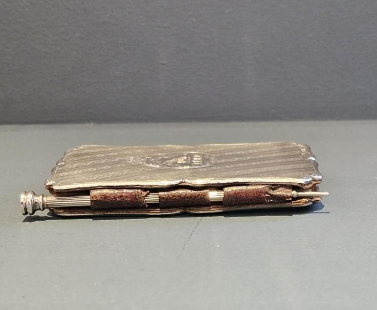 Fine Quality Aide-mémoire by Nathaniel Mills - Image 4