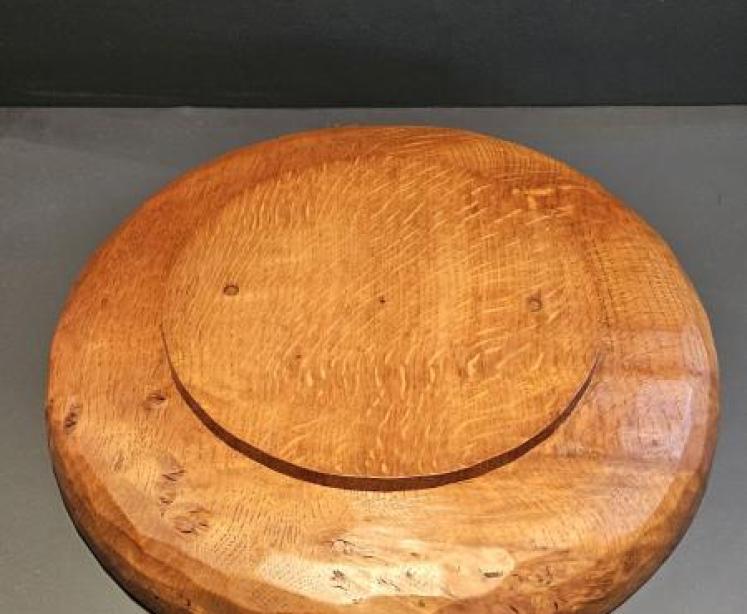 Old Thompson's of Kilburn Mouseman Figured Oak Bowl  - Image 2