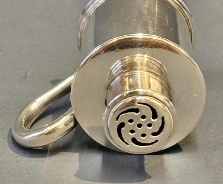 George III Silver Pounce Pot - Image 2