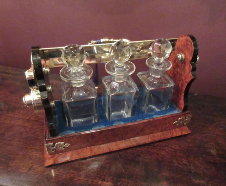 Superb Mid Victorian Burr Walnut Miniature Tantalus - Image 3