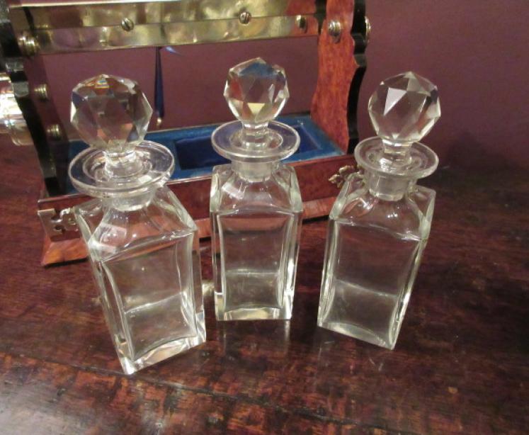 Superb Mid Victorian Burr Walnut Miniature Tantalus - Image 4