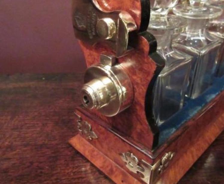 Superb Mid Victorian Burr Walnut Miniature Tantalus - Image 5