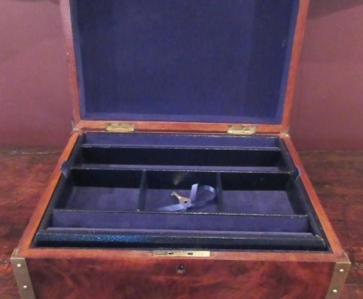 Top Quality Mid Victorian Walnut & Brass Jewel Box - Image 2