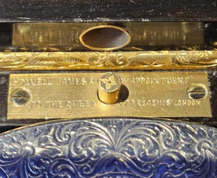 Quality Victorian Coromandel, Silver and Mother of Pearl Dressing Box - Image 6