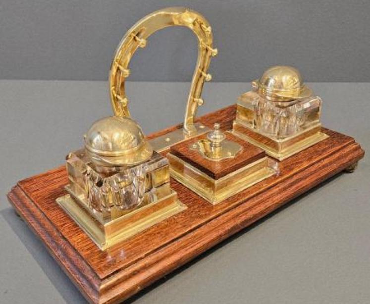 Victorian Oak and Brass Horse Racing Desk Stand - Image 6