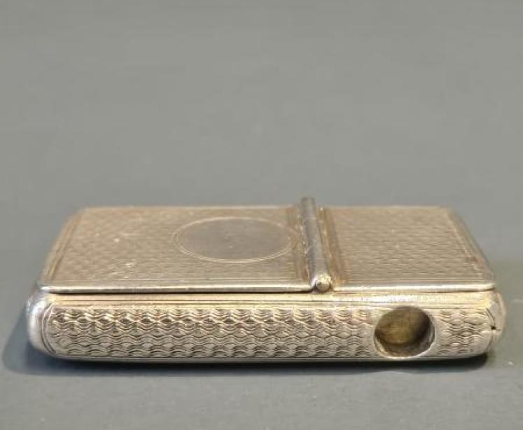 Unusual Mid Victorian Silver Vesta and Cheroot Cutter - Image 5