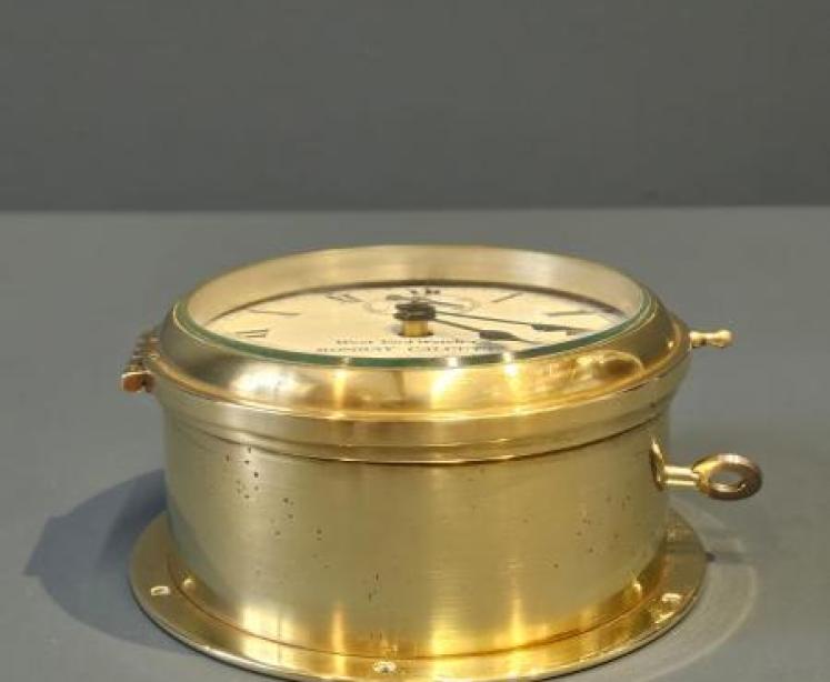 Small Enamel Dial Ships Clock - Image 3