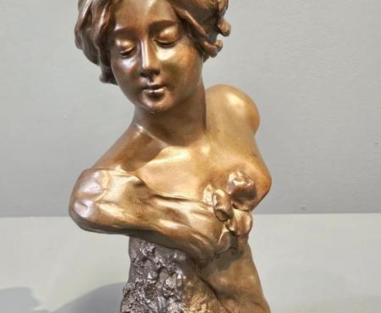 Art Nouveau Bronze Bust by Chiappe - Image 2