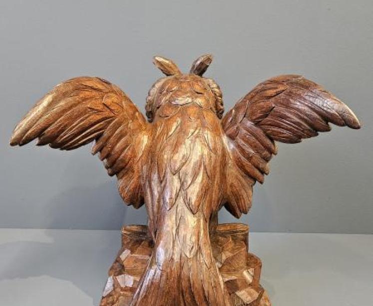 Large Victorian Carved Oak Long Eared Owl - Image 4