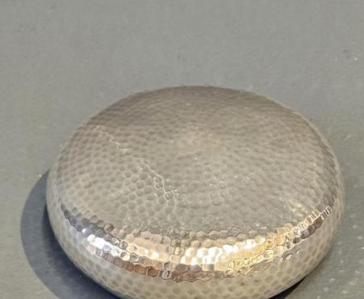 Large Planished Silver Tobacco Box - Image 3