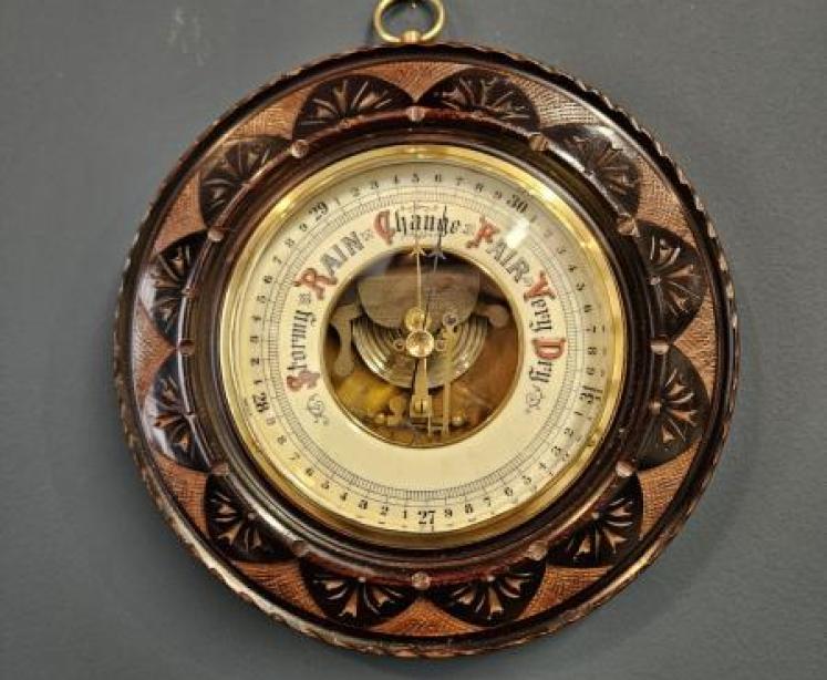 Victorian Petal Carved Mahogany Aneroid Barometer - Image 1