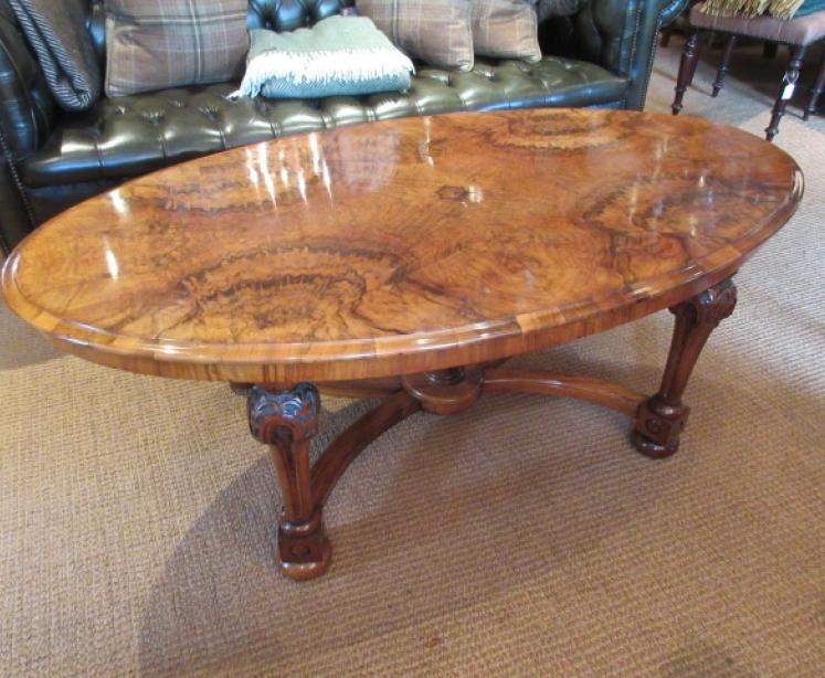 Stunning Mid Victorian Figured Walnut Coffee Table - Image 1