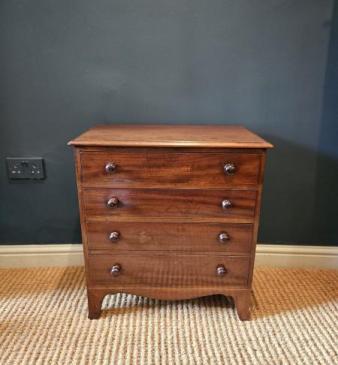Very Small Early Victorian Mahogany Chest of Drawers