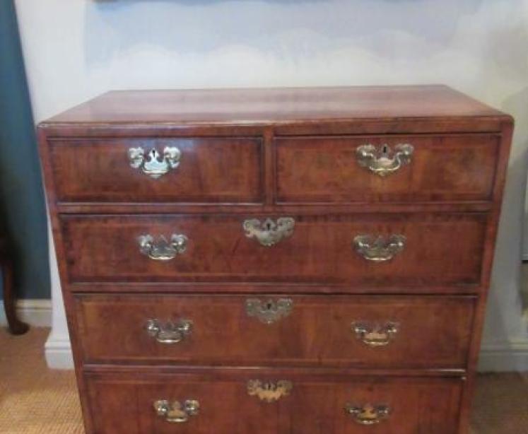 Superb George I Period Figured Walnut Chest of Drawers - Image 1