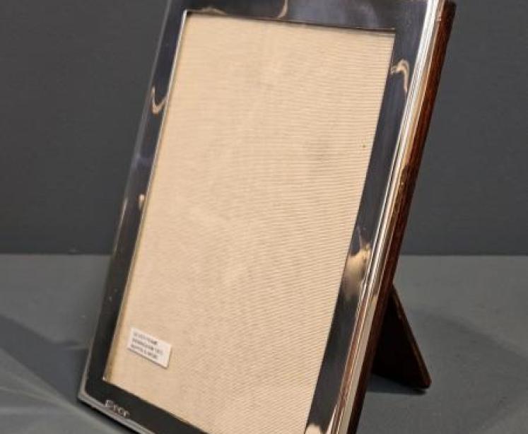 Large Silver Photo Frame by Mappin and Webb - Image 4