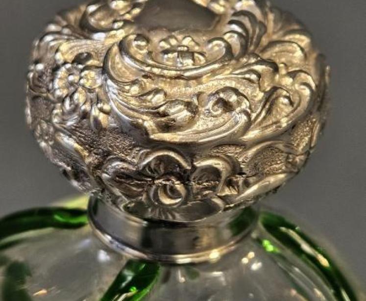 Art Nouveau Glass Silver Top Scent Bottle - Image 6