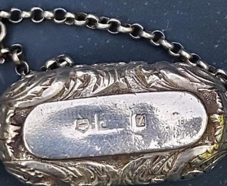 Rare Victorian Castle Top Reticule Vinaigrette - Image 7