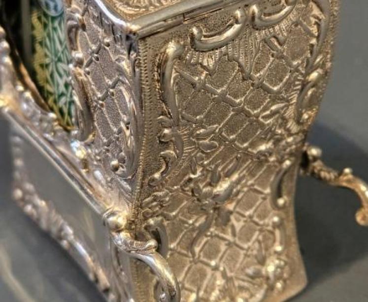 Unusual Victorian Silver Sedan Chair Card Case - Image 4