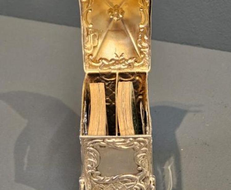 Unusual Victorian Silver Sedan Chair Card Case - Image 6