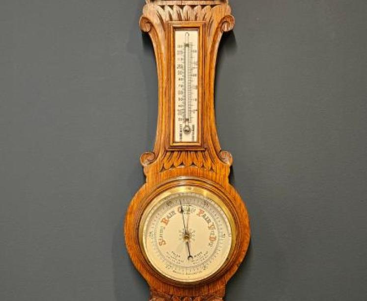 Small Victorian Oak Banjo Barometer  - Image 1
