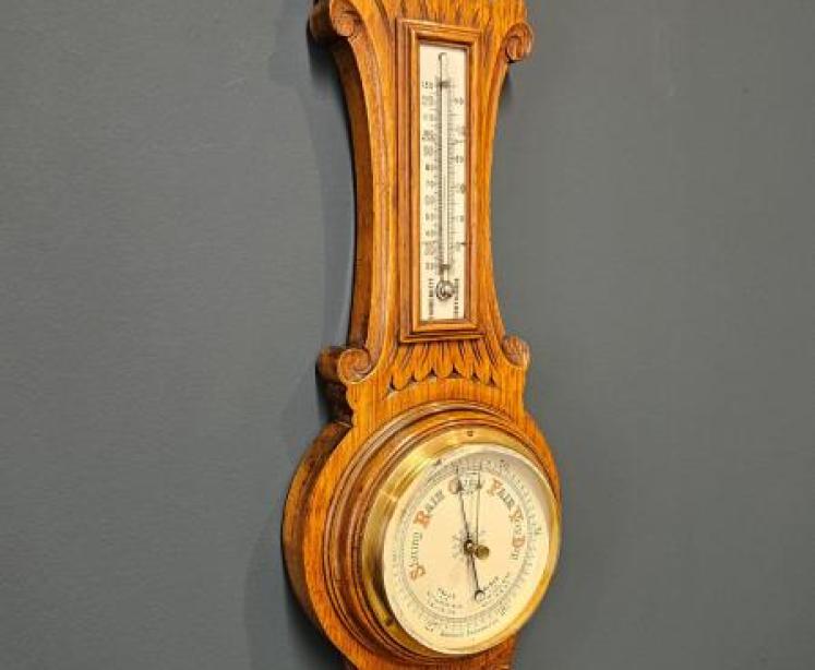 Small Victorian Oak Banjo Barometer  - Image 5