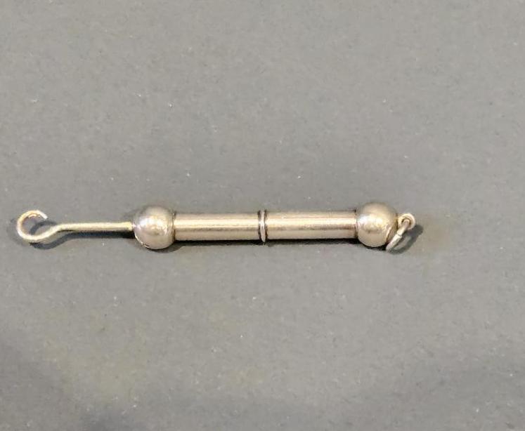 Edwardian Silver Telescopic Button Hook - Image 5