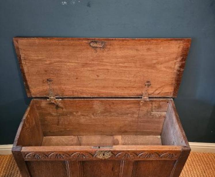George I Oak Panelled Front Six Plank Coffer  - Image 3