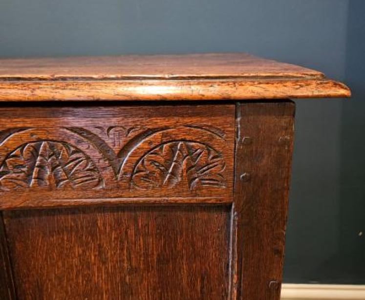 George I Oak Panelled Front Six Plank Coffer  - Image 5
