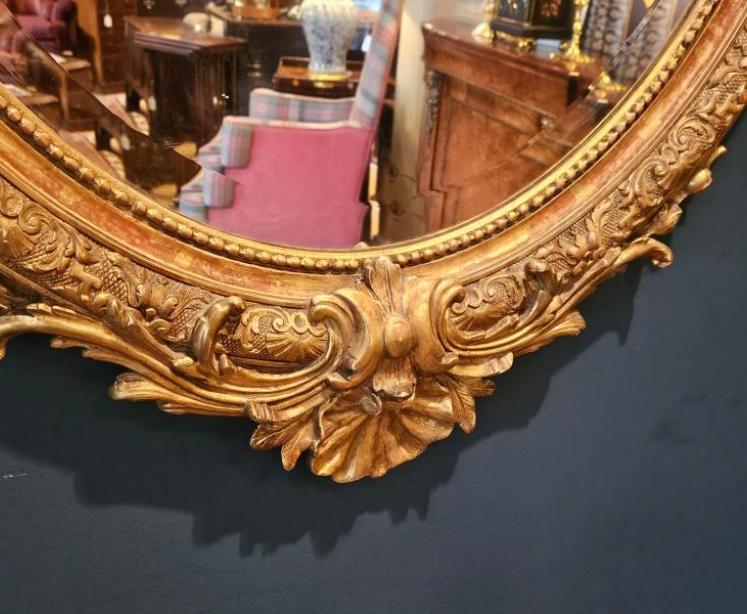 Large Victorian Oval Gilt Mirror  - Image 5