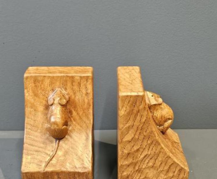 Pair of Thompson of Kilburn Mouseman Book Ends - Image 2