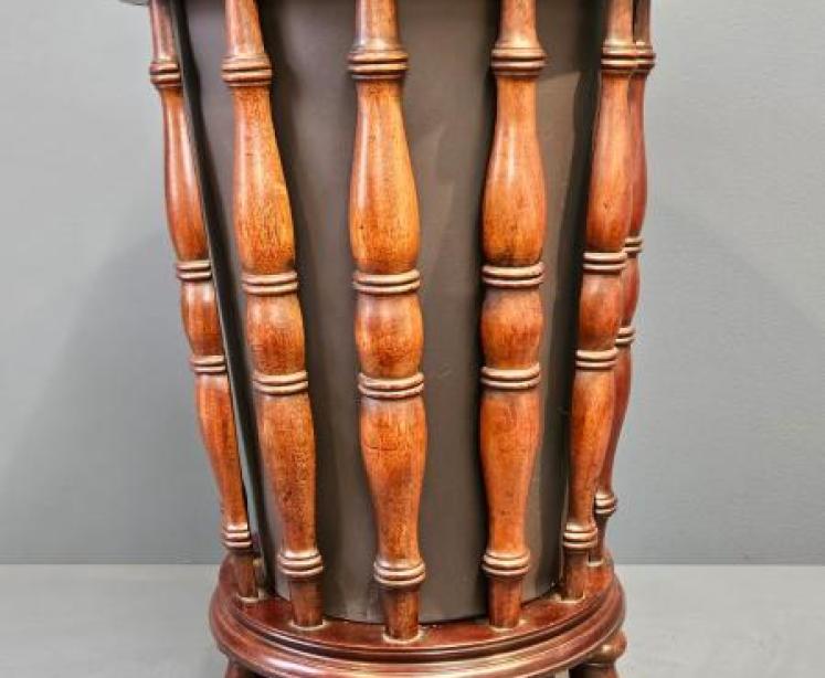 Georgian Mahogany Country House Stick Stand - Image 4