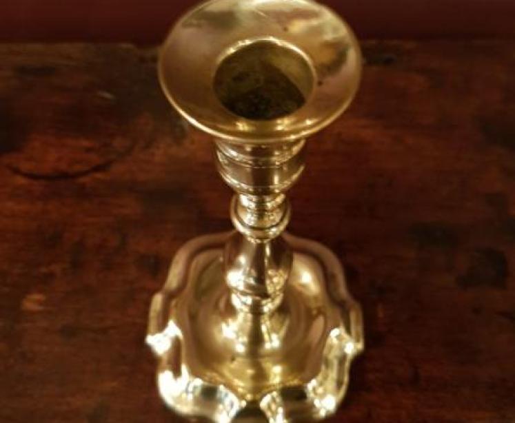 George III Petal Base Candlesticks - Image 3