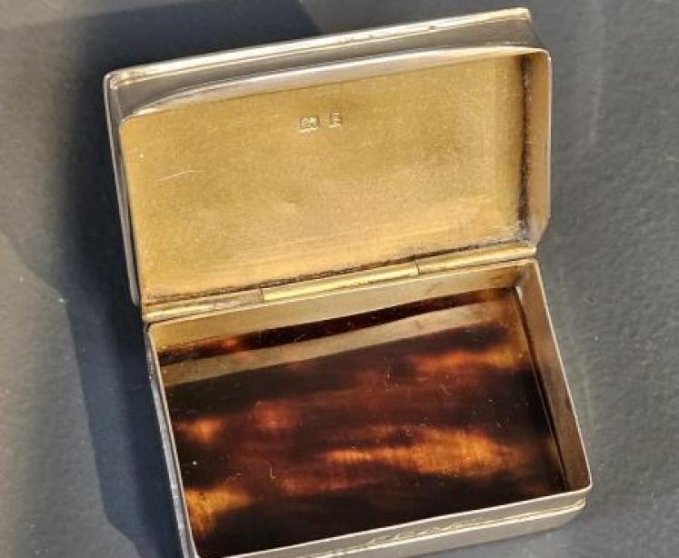 Fine Quality Edwardian Silver Table Snuff - Image 6