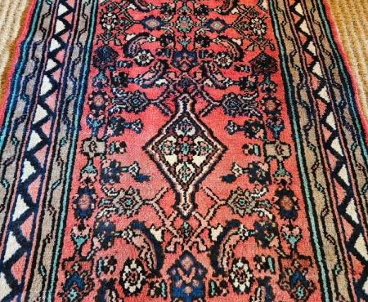 Persian Pure Wool Rug  - Image 7