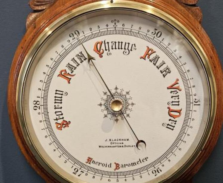 Victorian Carved Walnut Banjo Barometer - Image 2