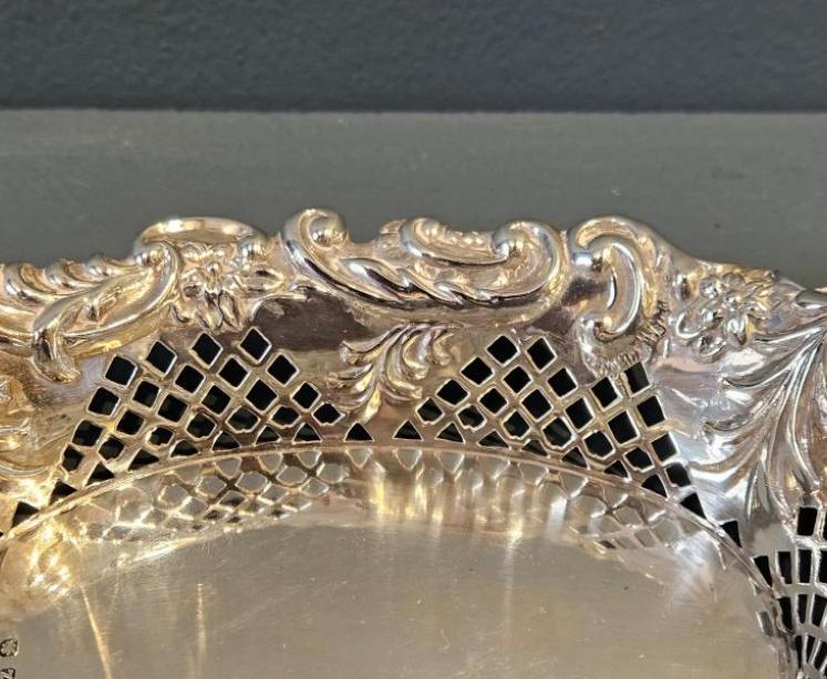 Victorian Silver Fretted Border Dish - Image 3