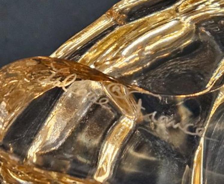 Lalique Gold Lustre Turtle  - Image 4