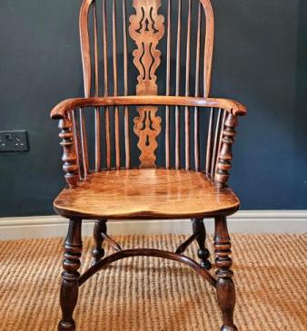 Superb Yew Wood High Back Windsor Chair 