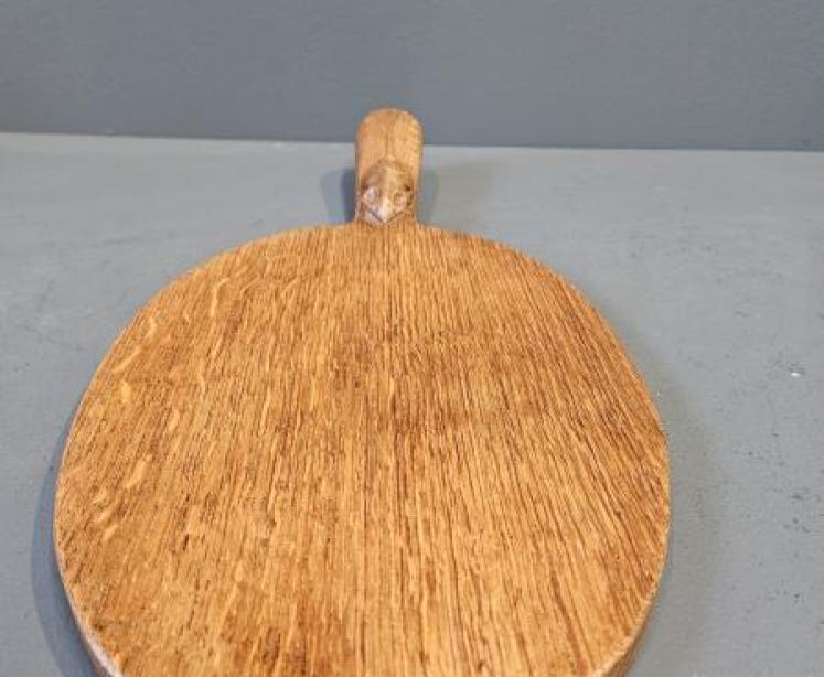 Thompsons of Kilburn Mouseman Adzed Oak Cheese Board - Image 3