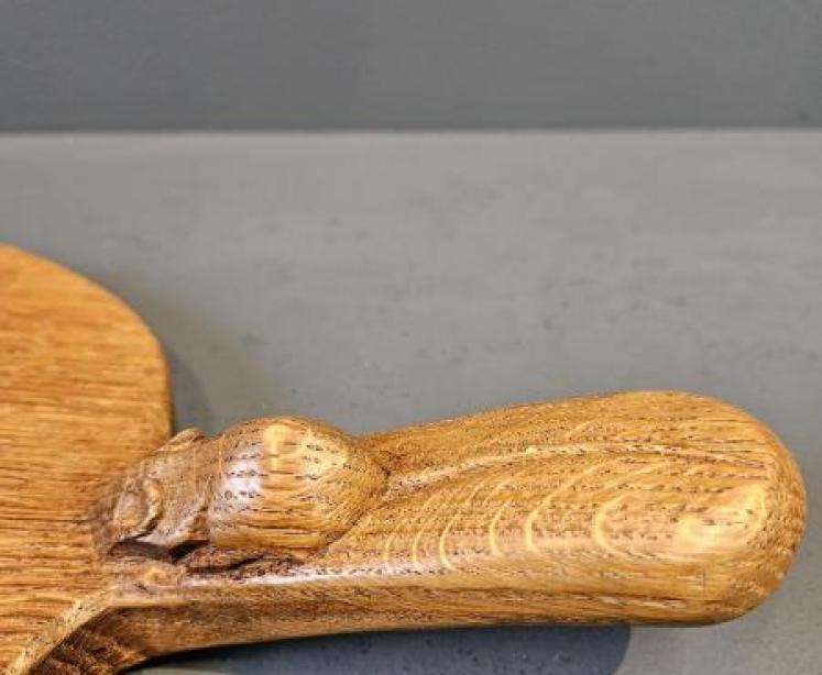 Thompsons of Kilburn Mouseman Adzed Oak Cheese Board - Image 4