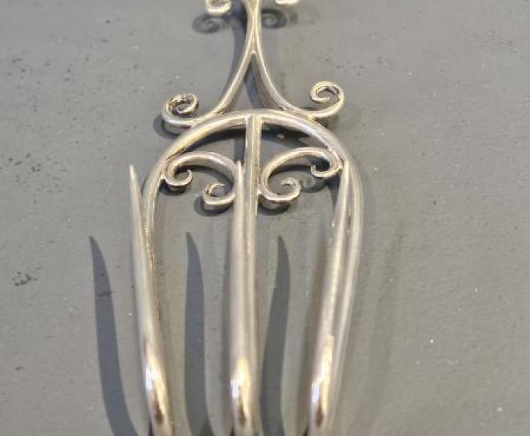 Rare Scottish Silver Toasting Fork - Image 6