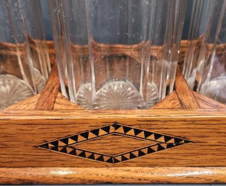 Victorian Oak 3 Bottle Tantalus - Image 4