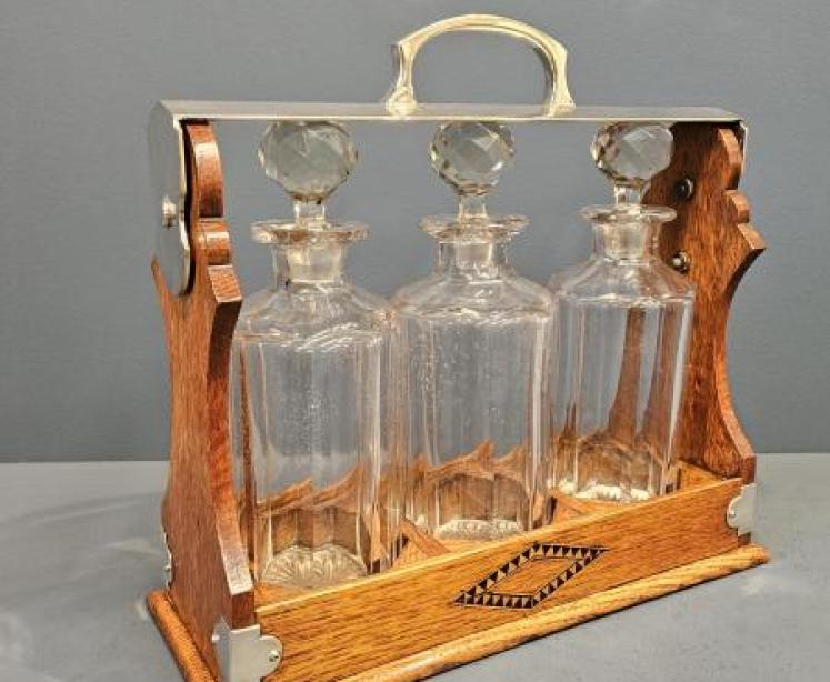Victorian Oak 3 Bottle Tantalus - Image 7