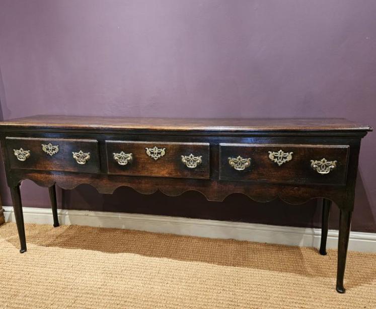 George II Shallow Proportioned Oak Dresser - Image 1