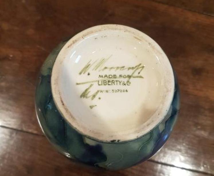 Moorcroft Hazeldene Vase for Liberty - Image 3