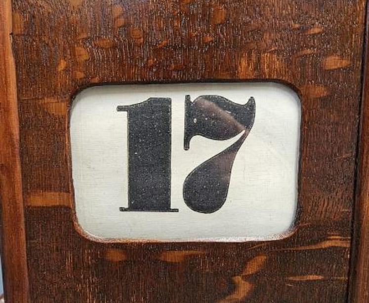 Large Edwardian Oak Perpetual Desk Calendar - Image 7