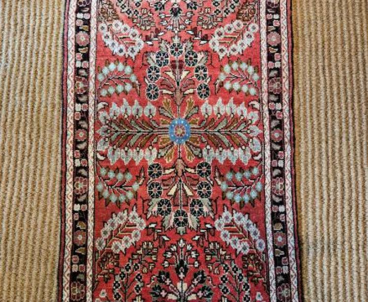 Quality Persian Pure Wool Rug - Image 6