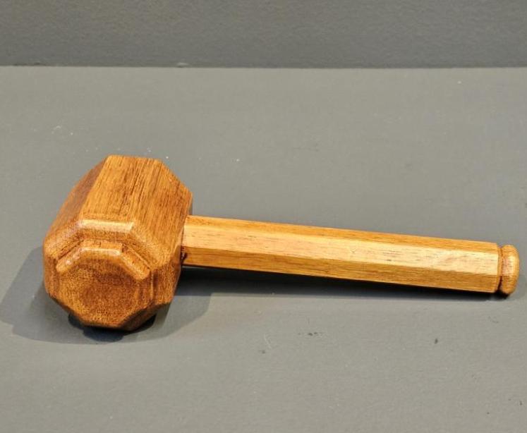 Thompsons of Kilburn Mouseman Gavel and Block - Image 6